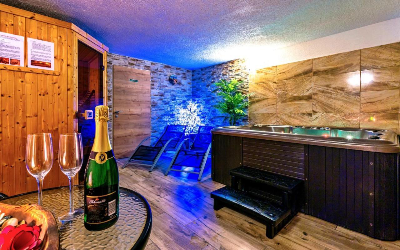 Hotel Stara Skola Na Sumave Hořice na Šumavě 외부 사진